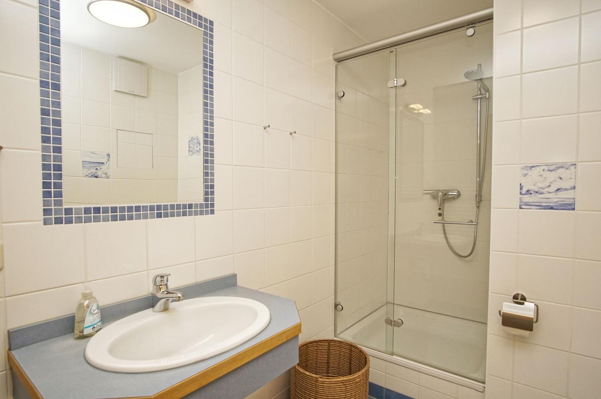 Ferienwohnung Mit Traumhaftem Meerblick - Haus Am Meer Fewo 11 Lohme Kültér fotó